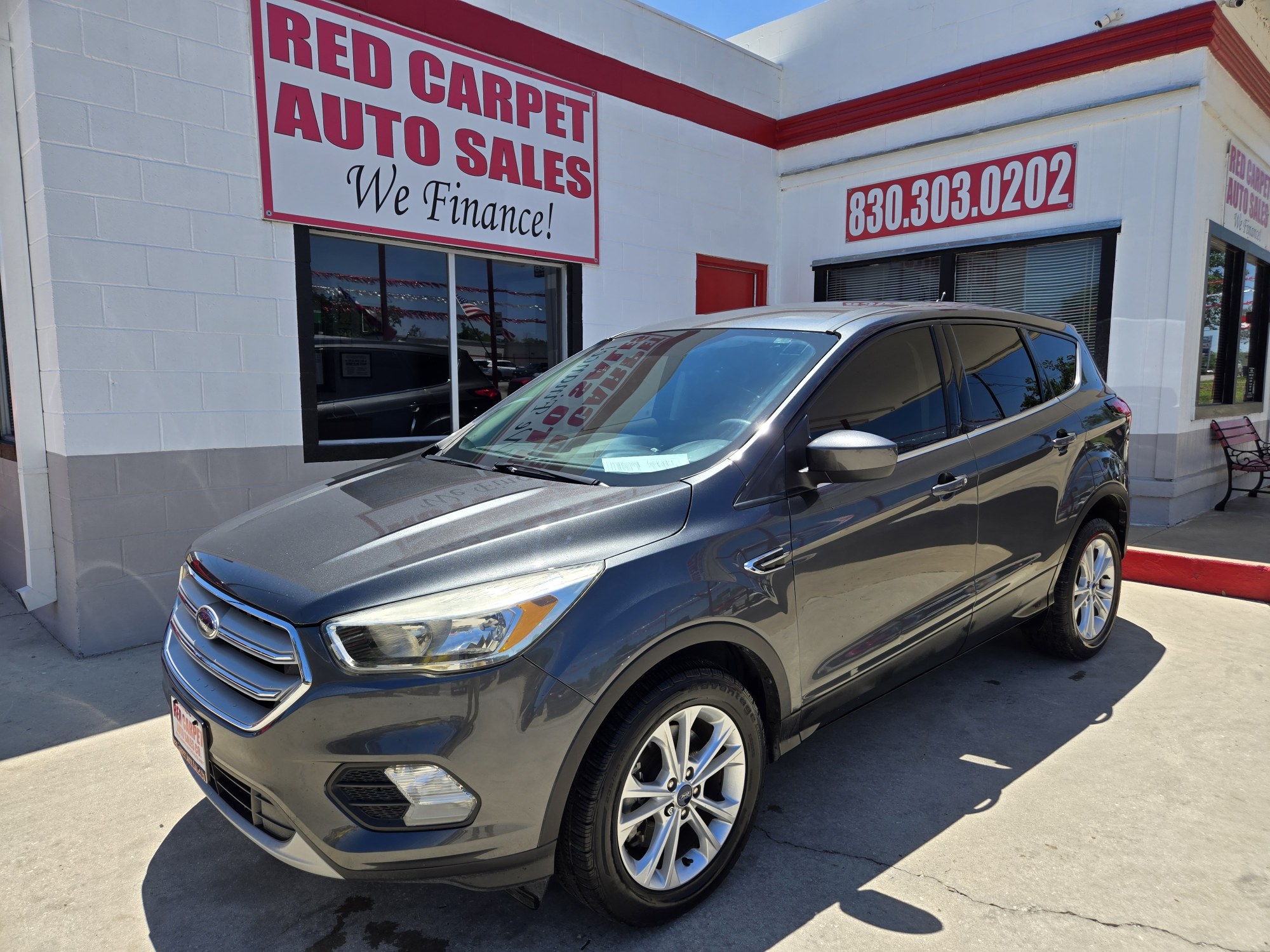 photo of 2019 Ford Escape SE 4WD