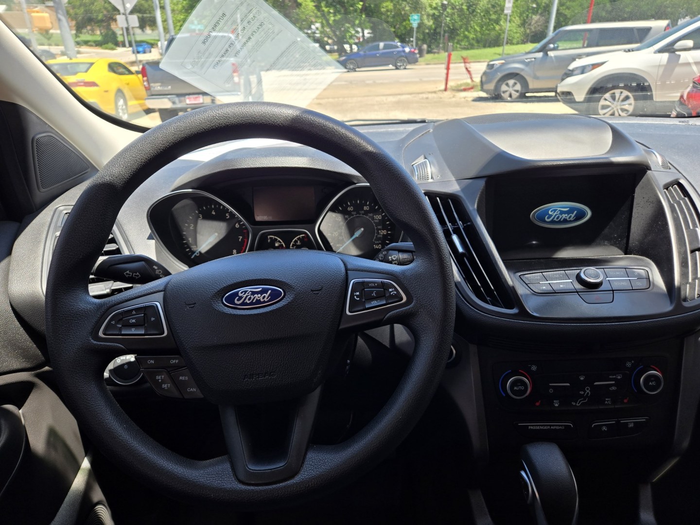 2019 GRAY Ford Escape SE 4WD (1FMCU9GD4KU) with an 1.5L L4 DOHC 16V engine, 6A transmission, located at 503 West Court, Seguin, TX, 78155, (830) 379-3373, 29.568621, -97.969803 - 2019 Ford Escape SE 4WD with a 1.5L L4 DOHC 16V, Automatic, Tilt, Cruise, Touchscreen Stereo, Power Windows, Locks, Seat and Side Mirrors, Bluetooth, Tinted Windows, Alloy Wheels, Backup Camera, Rear Wiper, Rear Defroster and more!! - Photo#5