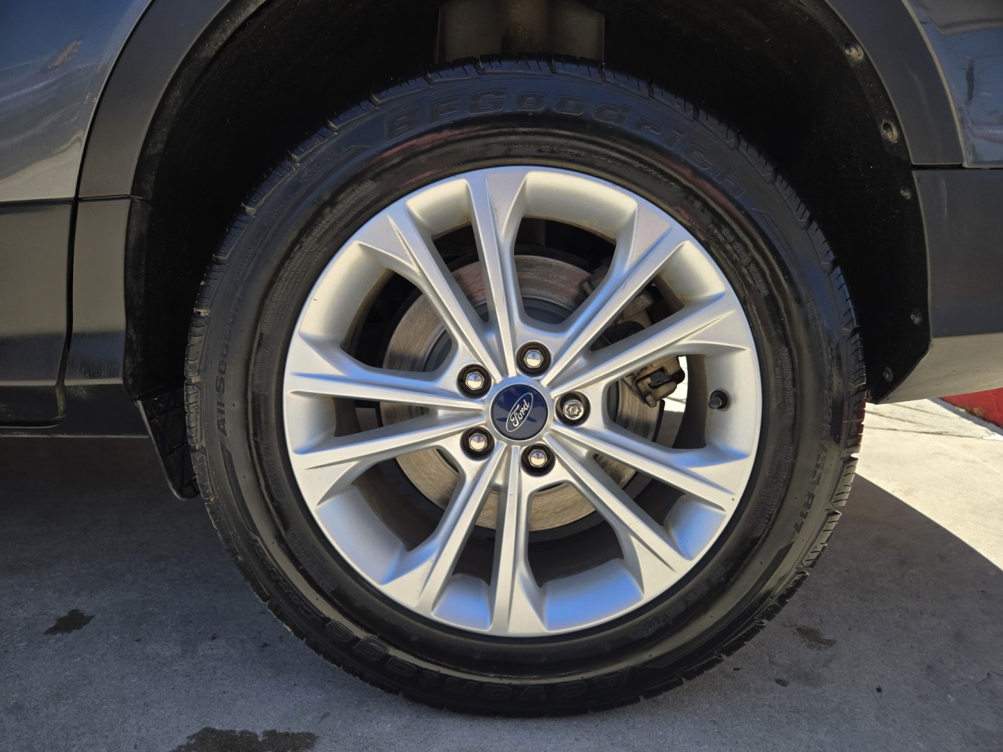 2019 GRAY Ford Escape SE 4WD (1FMCU9GD4KU) with an 1.5L L4 DOHC 16V engine, 6A transmission, located at 503 West Court, Seguin, TX, 78155, (830) 379-3373, 29.568621, -97.969803 - 2019 Ford Escape SE 4WD with a 1.5L L4 DOHC 16V, Automatic, Tilt, Cruise, Touchscreen Stereo, Power Windows, Locks, Seat and Side Mirrors, Bluetooth, Tinted Windows, Alloy Wheels, Backup Camera, Rear Wiper, Rear Defroster and more!! - Photo#8