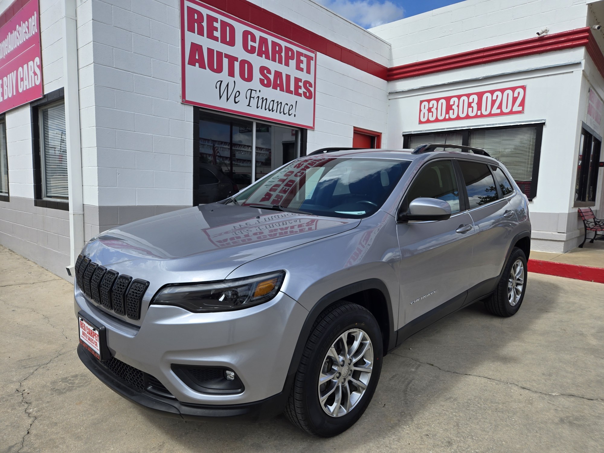 photo of 2019 Jeep Cherokee Latitude Plus 4WD