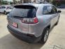 2019 SILVER Jeep Cherokee Latitude Plus 4WD (1C4PJMLXXKD) with an 3.2L V6 DOHC 24V engine, Automatic transmission, located at 503 West Court, Seguin, TX, 78155, (830) 379-3373, 29.568621, -97.969803 - 2019 Jeep Cherokee Latitude Plus 4WD with a 3.2L V6 DOHC 24V, Automatic, Tilt, Cruise, AM/FM/AUX Touchscreen Stereo, Power Windows, Locks, Seat and Side Mirrors, Leather Seating, Bluetooth, Tinted Windows, Backup Camera, Alloy Wheels, Rear Wiper, Rear Defroster and more!!- Photo#2