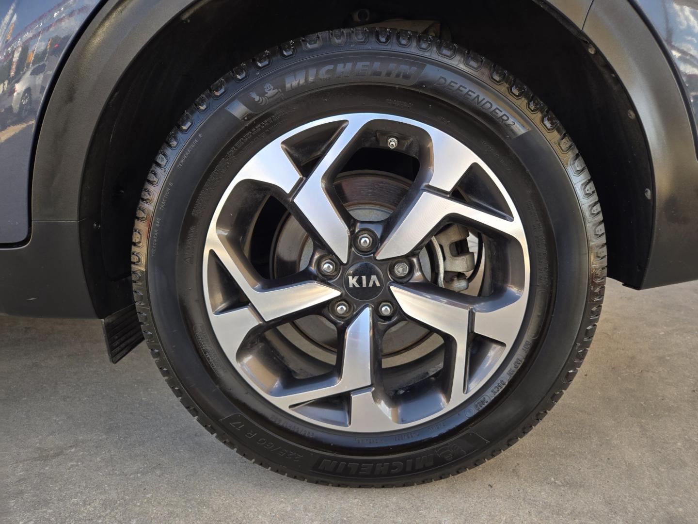 2020 BLUE Kia Sportage LX FWD (KNDPM3AC0L7) with an 2.4L V6 DOHC 24V engine, 6A transmission, located at 503 West Court, Seguin, TX, 78155, (830) 379-3373, 29.568621, -97.969803- Photo#8