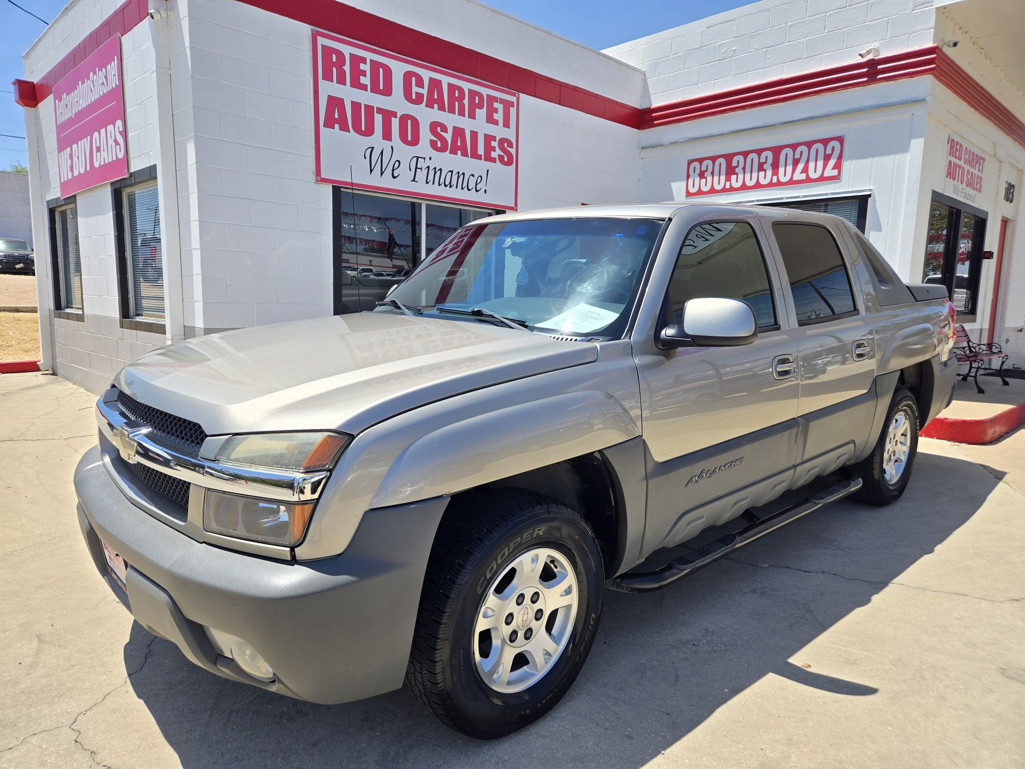 photo of 2002 Chevrolet Avalanche 1500 2WD
