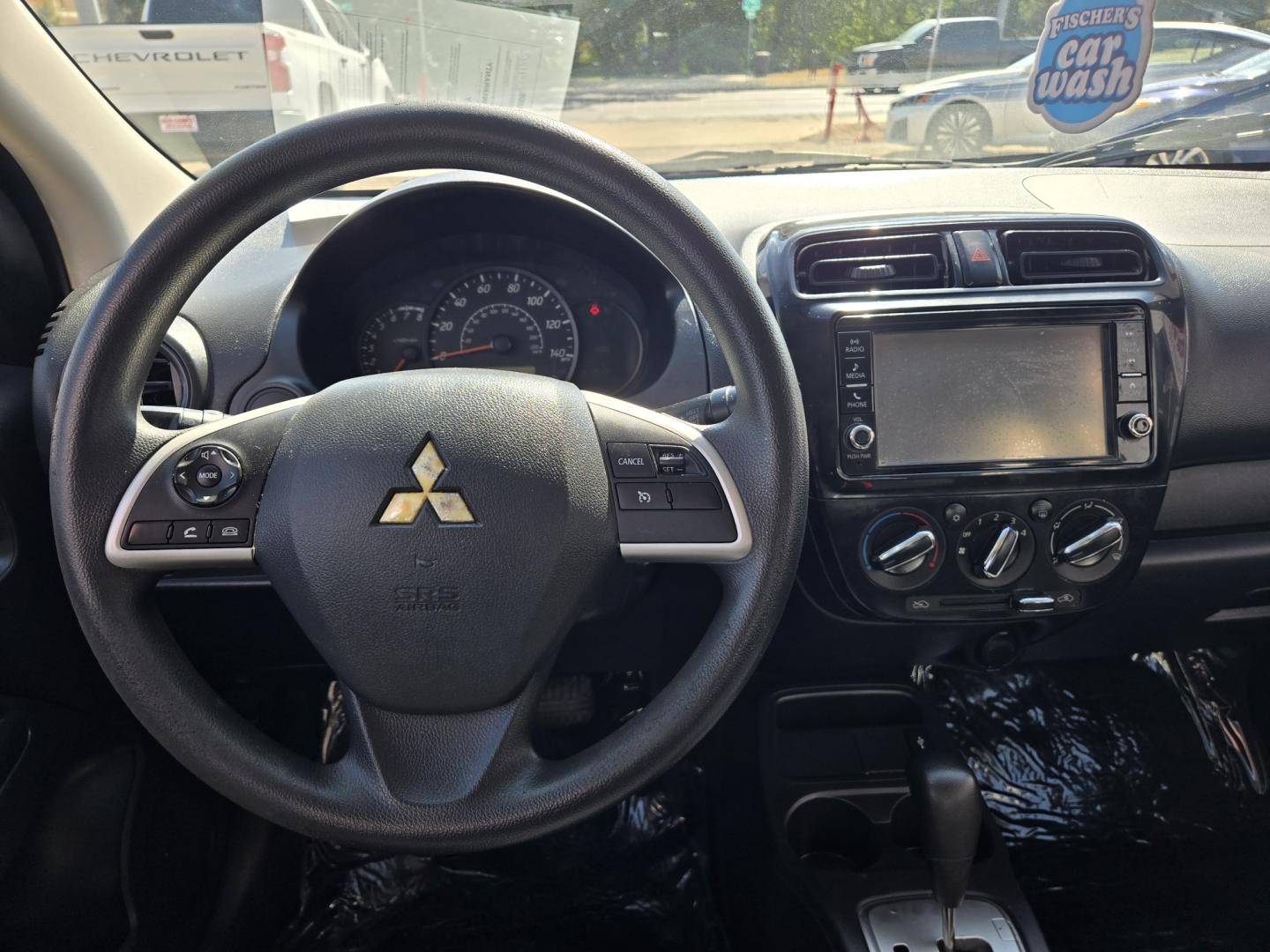 2019 WHITE Mitsubishi Mirage G4 ES 5M (ML32F3FJ7KH) with an 1.2L L3 DOHC engine, Automatic transmission, located at 503 West Court, Seguin, TX, 78155, (830) 379-3373, 29.568621, -97.969803 - 2019 Mitsubishi Mirage G4 ES with a 1.2L L3 DOHC, Automatic, Tilt, Cruise, AM/FM Touchscreen Stereo, Power Windows, Locks and Side Mirrors, Bluetooth, Backup Camera, Rear Defroster and more!!- Photo#5