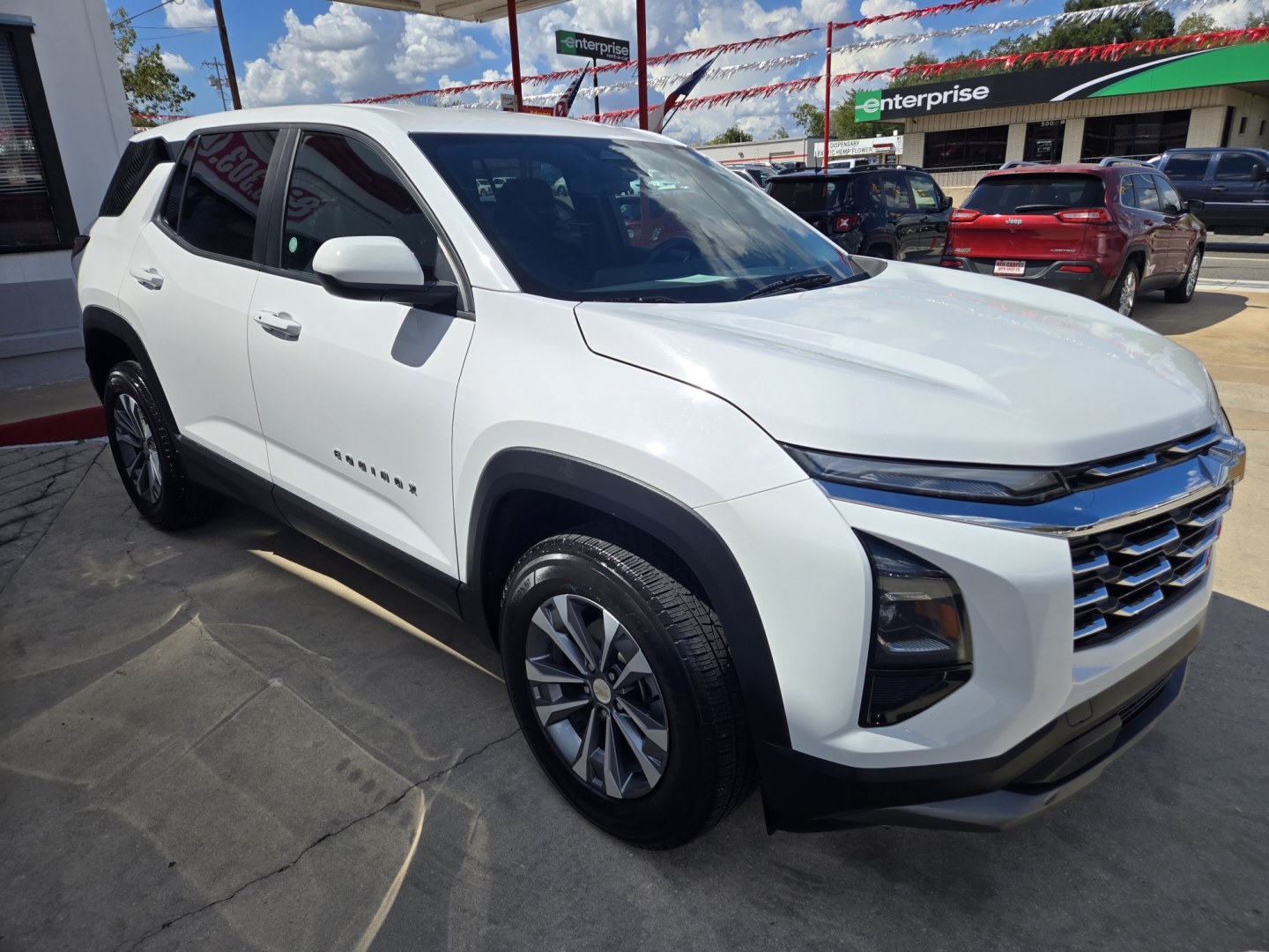 2025 WHITE Chevrolet Equinox LS 2WD (3GNAXHEGXSL) with an 1.5L L4 DOHC 16V TURBO engine, 6A transmission, located at 503 West Court, Seguin, TX, 78155, (830) 379-3373, 29.568621, -97.969803 - 2025 Chevrolet Equinox LS 2WD with a 1.5L L4 DOHC 16V TURBO, Automatic, Tilt, Cruise, AM/FM Touchscreen Stereo, Power Windows, Locks and Side Mirrors, Bluetooth, Heated Seats, Onstar Capability, Backup Camera, Alloy Wheels, Rear Wiper, Rear Defroster and more!!- Photo#1
