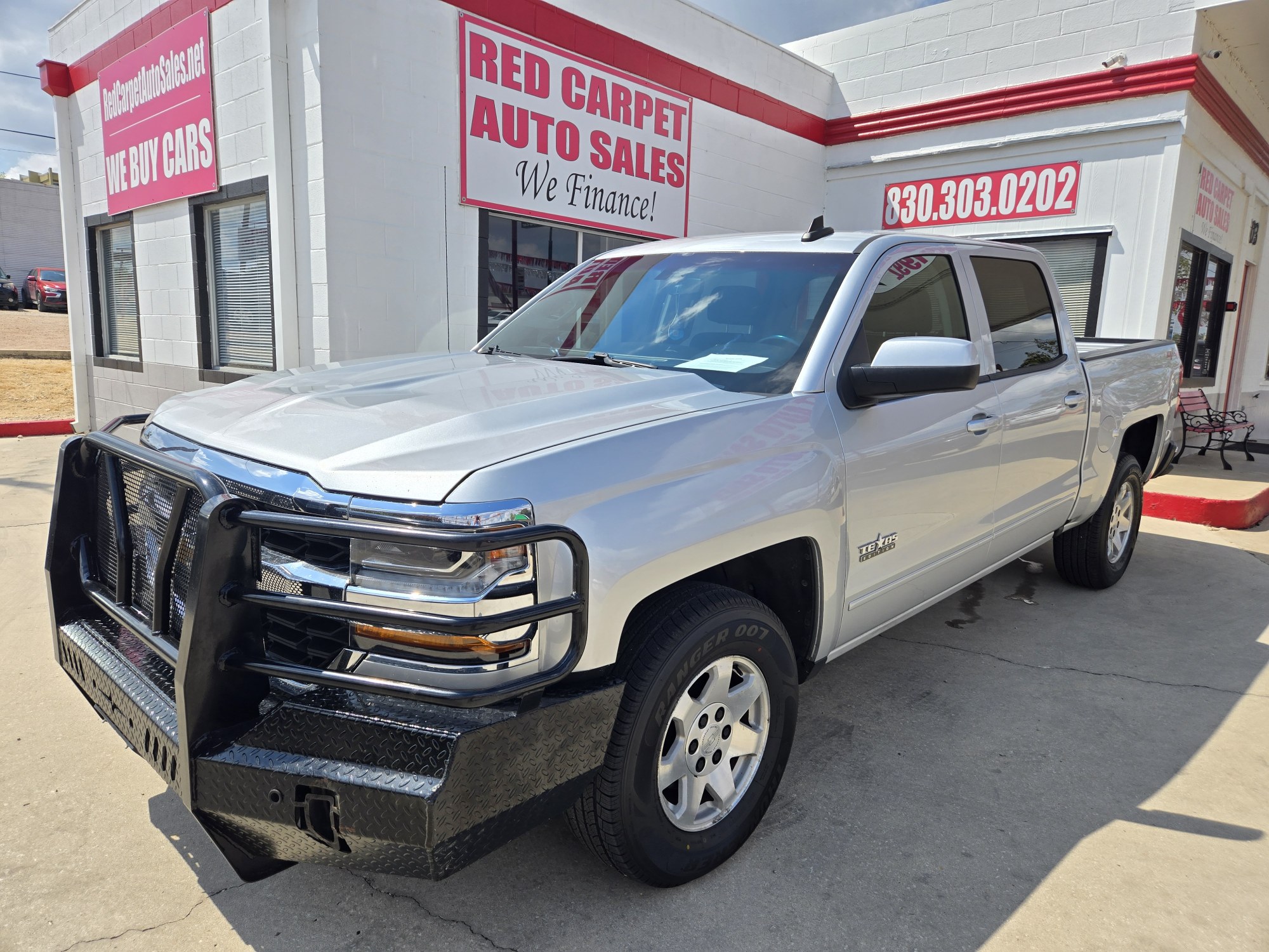 photo of 2018 Chevrolet Silverado 1500 LT Crew Cab 4WD