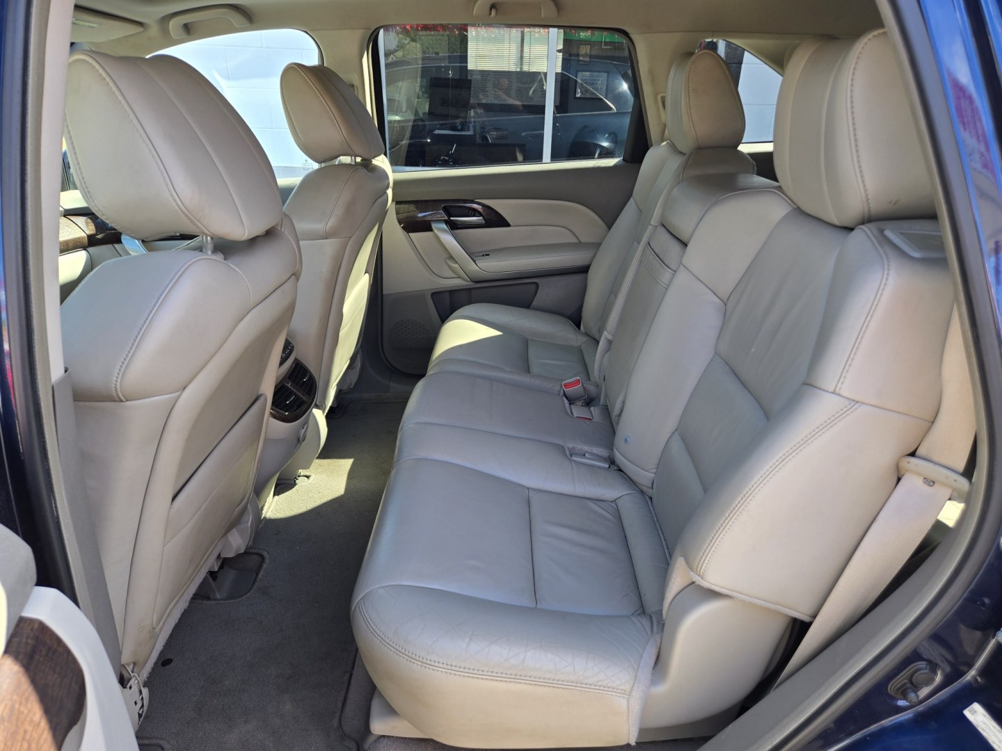2013 BLUE Acura MDX 6-Spd AT w/Tech Package (2HNYD2H37DH) with an 3.5L V6 SOHC 24V engine, 6-Speed Automatic transmission, located at 503 West Court, Seguin, TX, 78155, (830) 379-3373, 29.568621, -97.969803- Photo#6