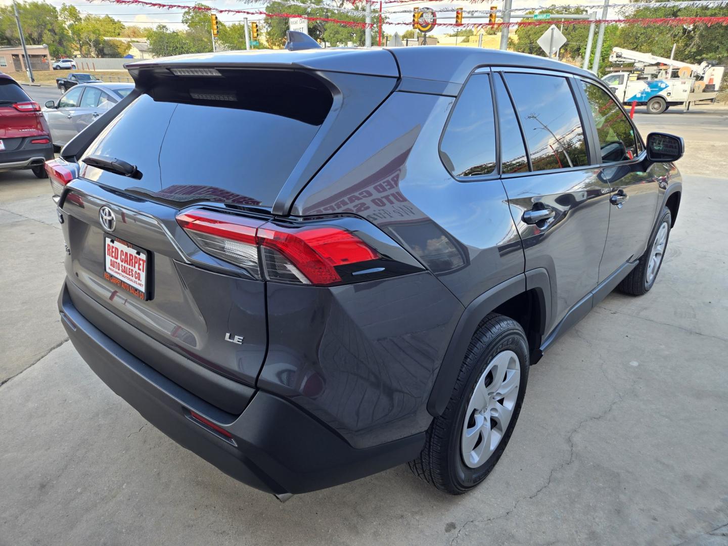 2025 GRAY Toyota RAV4 LE (2T3H1RFV0SW) with an 2.5L L4 DOHC 16V engine, 8A transmission, located at 503 West Court, Seguin, TX, 78155, (830) 379-3373, 29.568621, -97.969803 - 2025 Toyota RAV4 LE with a 2.5L L4 DOHC 16V, Automatic, Tilt, Cruise, AM/FM Touchscreen Stereo, Apple Carplay and Android Auto, Power Windows, Locks and Side Mirrors, Bluetooth, Tinted Windows, Backup Camera, Rear Wiper, Rear Defroster and more!!- Photo#2