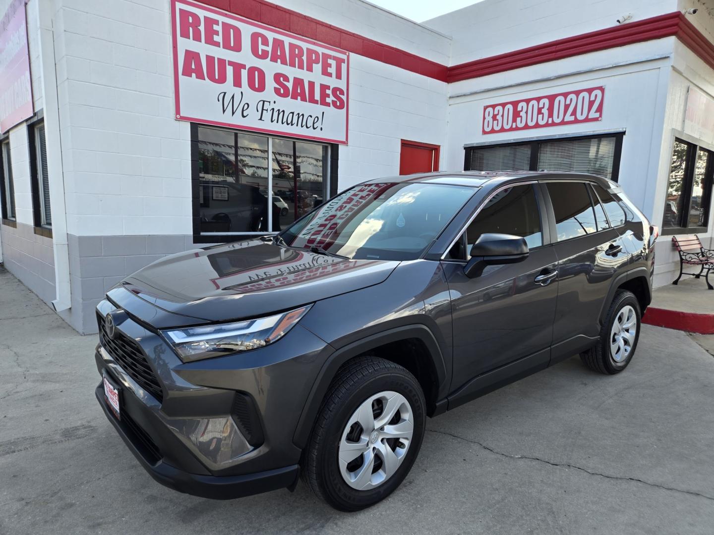 2025 GRAY Toyota RAV4 LE (2T3H1RFV0SW) with an 2.5L L4 DOHC 16V engine, 8A transmission, located at 503 West Court, Seguin, TX, 78155, (830) 379-3373, 29.568621, -97.969803 - 2025 Toyota RAV4 LE with a 2.5L L4 DOHC 16V, Automatic, Tilt, Cruise, AM/FM Touchscreen Stereo, Apple Carplay and Android Auto, Power Windows, Locks and Side Mirrors, Bluetooth, Tinted Windows, Backup Camera, Rear Wiper, Rear Defroster and more!!- Photo#0