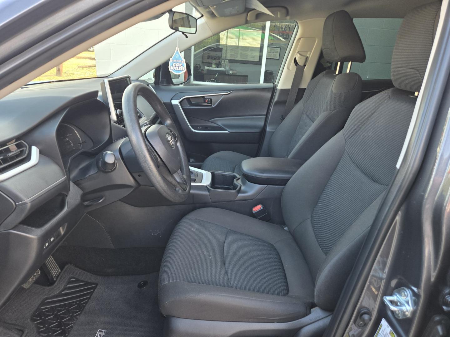 2025 GRAY Toyota RAV4 LE (2T3H1RFV0SW) with an 2.5L L4 DOHC 16V engine, 8A transmission, located at 503 West Court, Seguin, TX, 78155, (830) 379-3373, 29.568621, -97.969803 - 2025 Toyota RAV4 LE with a 2.5L L4 DOHC 16V, Automatic, Tilt, Cruise, AM/FM Touchscreen Stereo, Apple Carplay and Android Auto, Power Windows, Locks and Side Mirrors, Bluetooth, Tinted Windows, Backup Camera, Rear Wiper, Rear Defroster and more!!- Photo#4