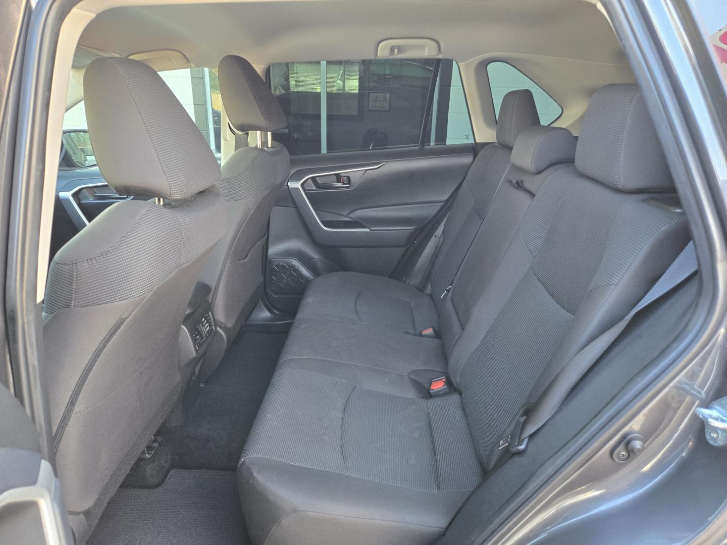 2025 GRAY Toyota RAV4 LE (2T3H1RFV0SW) with an 2.5L L4 DOHC 16V engine, 8A transmission, located at 503 West Court, Seguin, TX, 78155, (830) 379-3373, 29.568621, -97.969803 - 2025 Toyota RAV4 LE with a 2.5L L4 DOHC 16V, Automatic, Tilt, Cruise, AM/FM Touchscreen Stereo, Apple Carplay and Android Auto, Power Windows, Locks and Side Mirrors, Bluetooth, Tinted Windows, Backup Camera, Rear Wiper, Rear Defroster and more!!- Photo#6