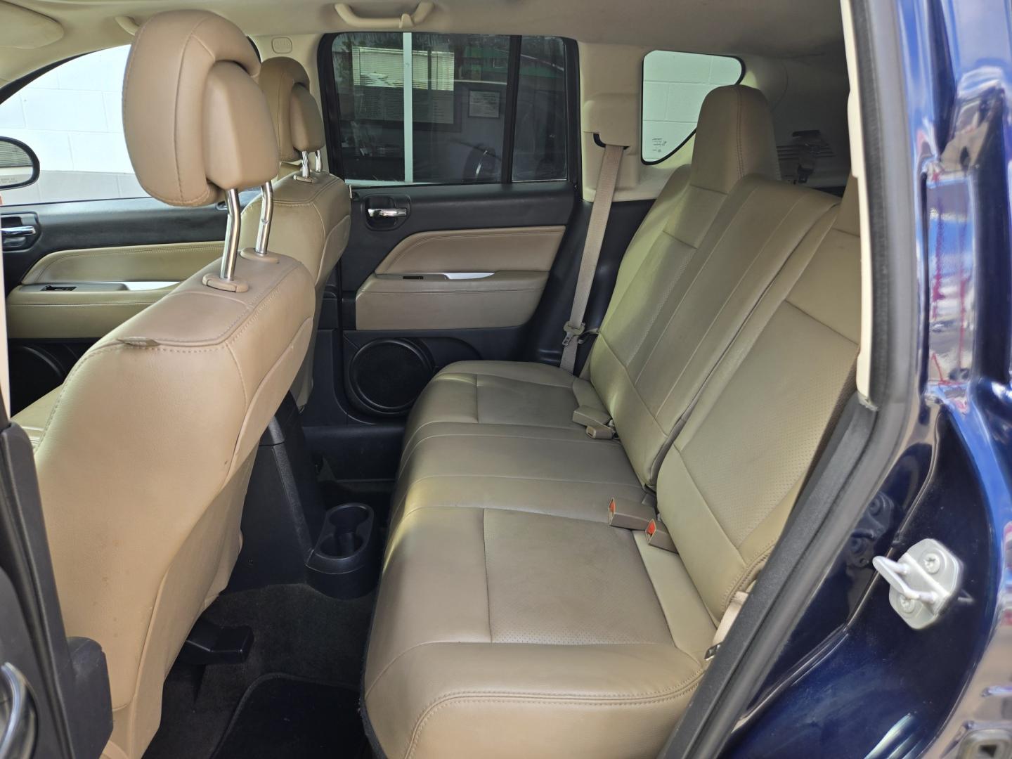 2016 BLUE Jeep Compass Latitude 4WD (1C4NJDEB3GD) with an 2.4L L4 DOHC 16V engine, 6A transmission, located at 503 West Court, Seguin, TX, 78155, (830) 379-3373, 29.568621, -97.969803 - 2016 Jeep Compass Latitude 4WD with a 2.4L L4 DOHC 16V, Automatic, Tilt, Cruise, AM/FM/CD/AUX Touchscreen Stereo, Power Windows, Locks, Seat and Side Mirrors, Leather Seating, Bluetooth, Tinted Windows, Heated Seats, Backup Camera, Alloy Wheels, Rear Wiper, Rear Defroster and more!!- Photo#6